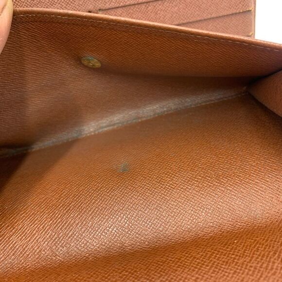 💥AUTHENTIC💥 Louis Vuitton Monogram Sarah Wallet - Picture 8 of 10